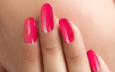 Instructions for How to Apply Shellac Nail Polish at Home